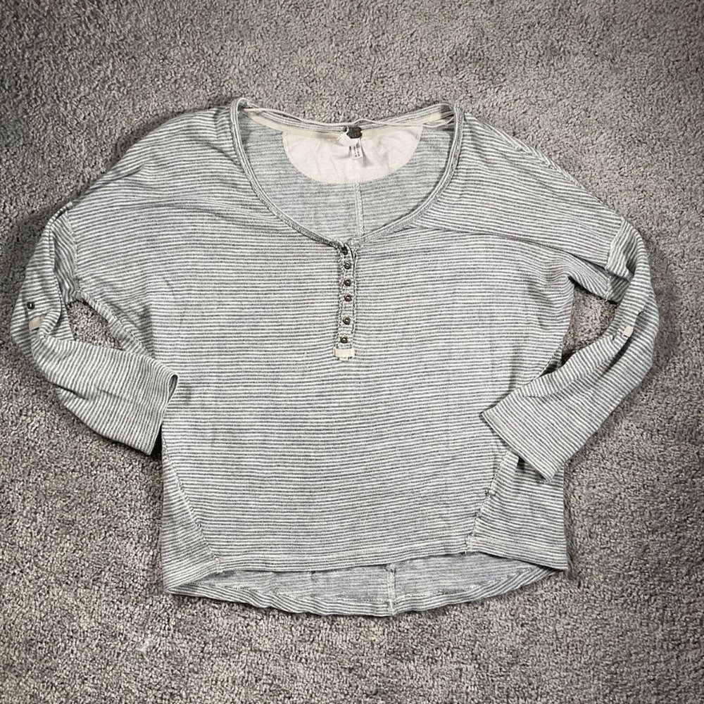 We the Free Shirt Womens P S Long Sleeve Lightweight Gray Button Front